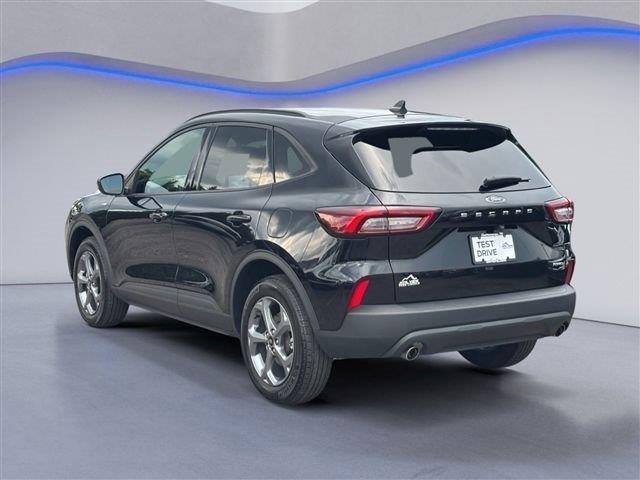 2025 Ford Escape - $20,708