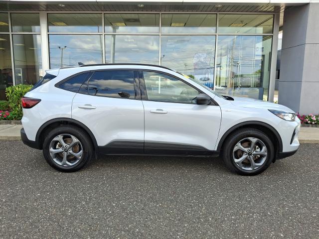 2026 Ford Escape - $26,997