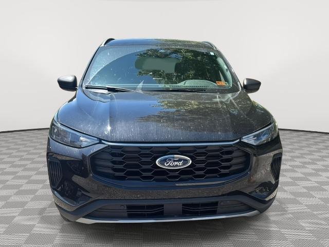 2026 Ford Escape - $27,250