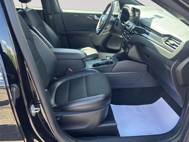 2026 Ford Escape - $28,600