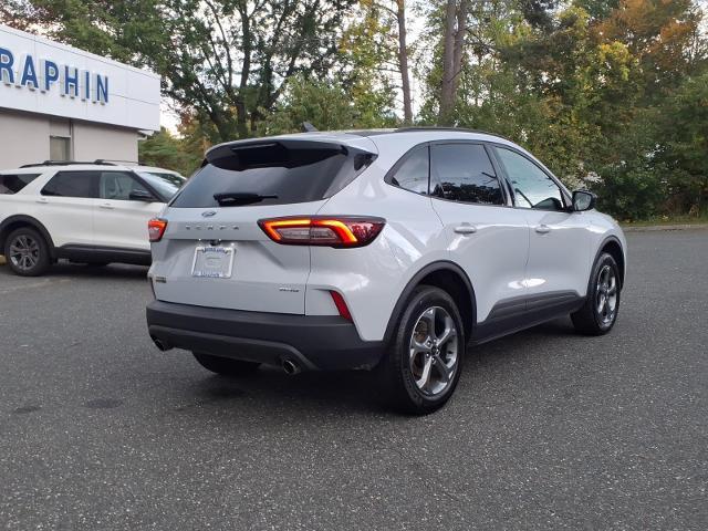 2026 Ford Escape - $26,595