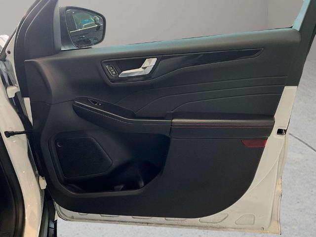 2023 Ford Escape - $22,600
