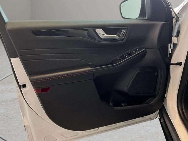 2023 Ford Escape - $21,799
