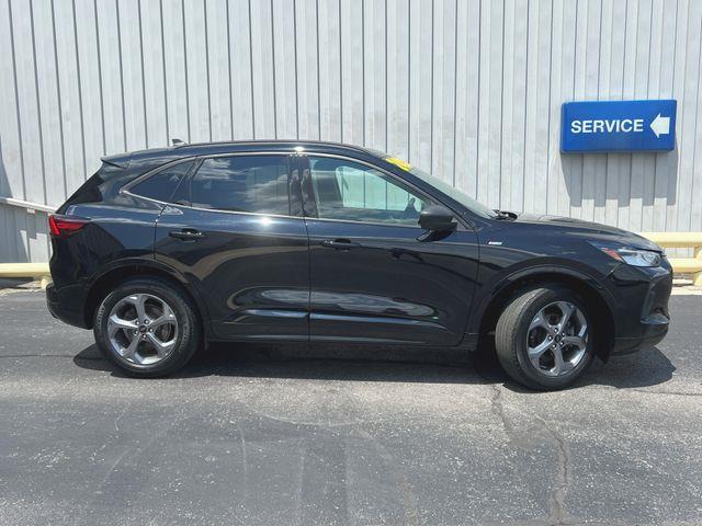 2023 Ford Escape - $24,888