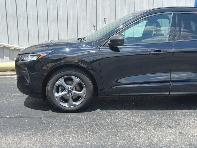 2023 Ford Escape - $24,888