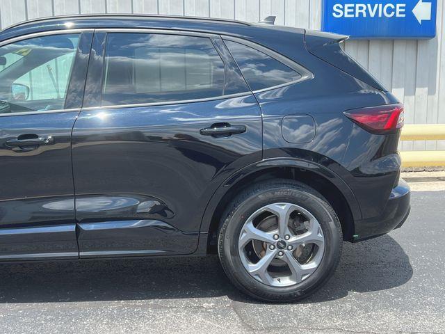 2023 Ford Escape - $24,888