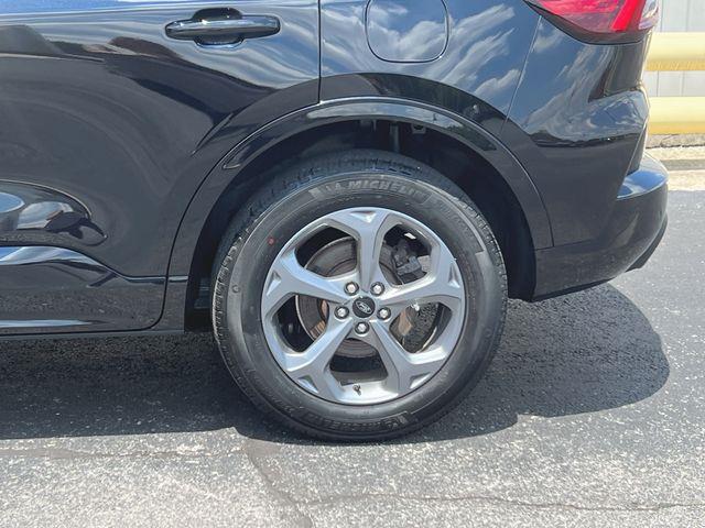 2023 Ford Escape - $24,888
