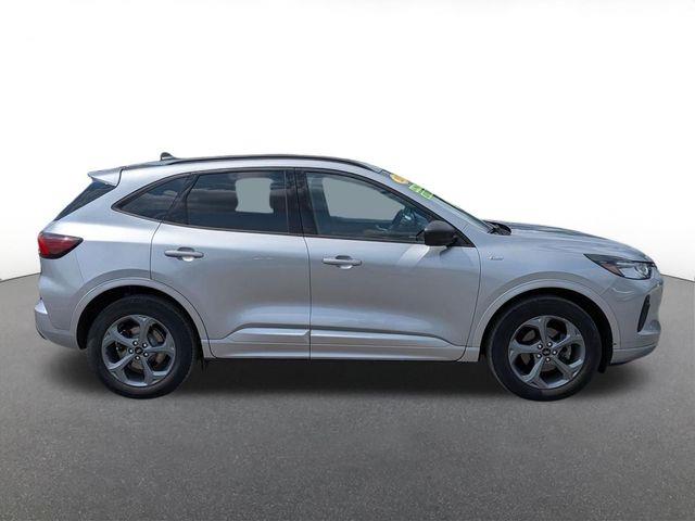 2023 Ford Escape - $26,495