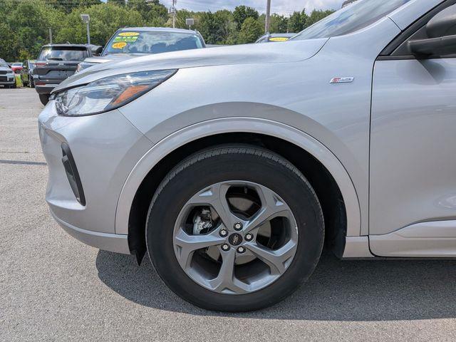 2023 Ford Escape - $26,495