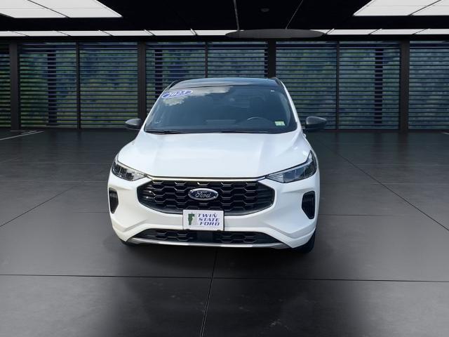 2023 Ford Escape - $28,495