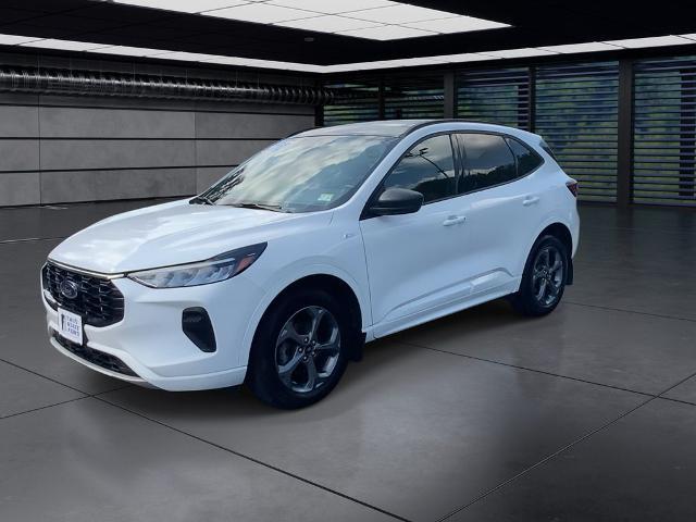 2023 Ford Escape - $28,495