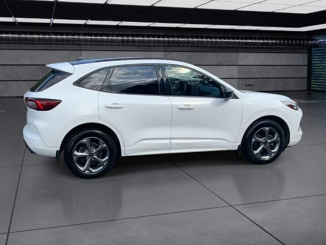 2023 Ford Escape - $28,495