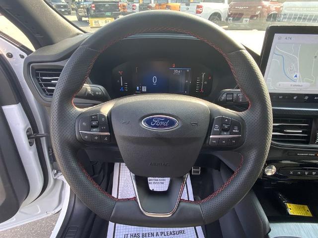 2023 Ford Escape - $28,495