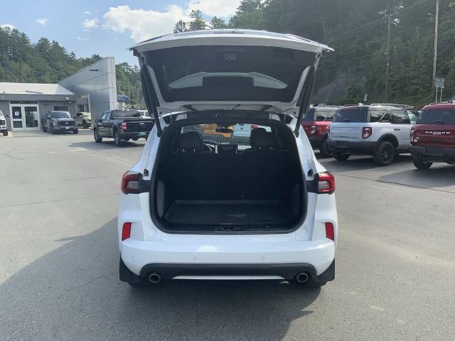 2023 Ford Escape - $28,495