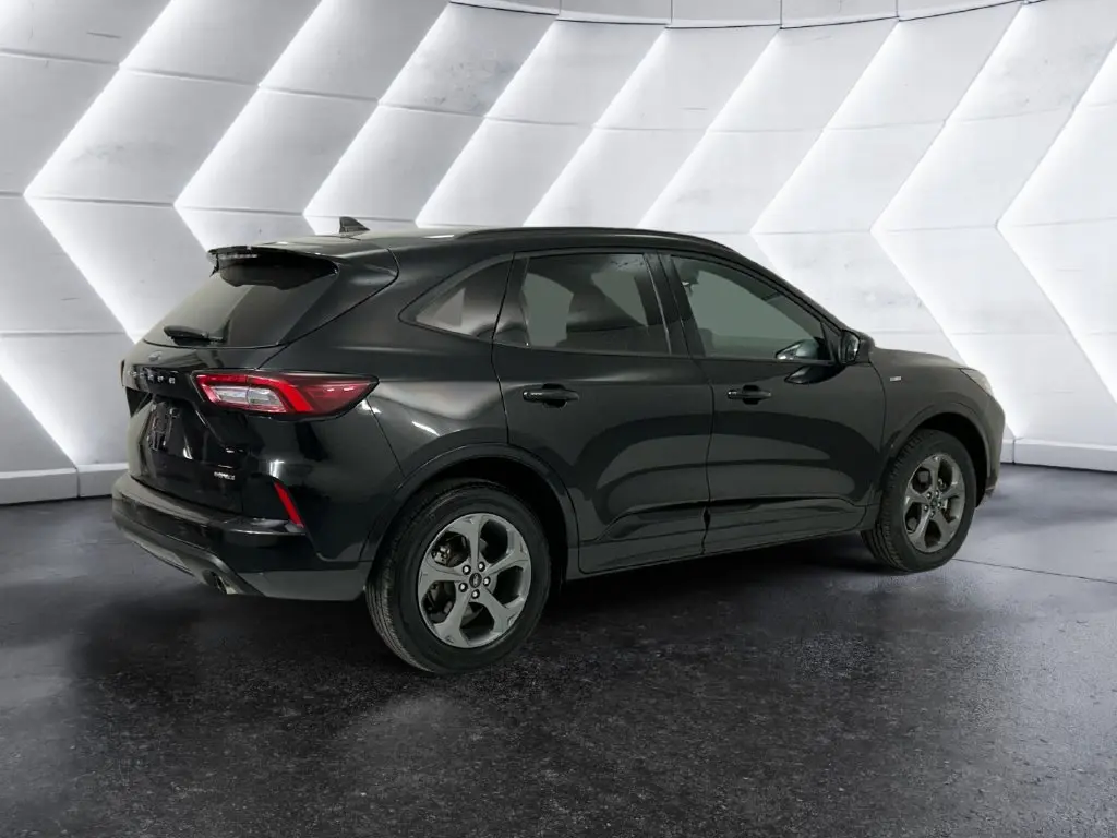 2024 Ford Escape - $19,921
