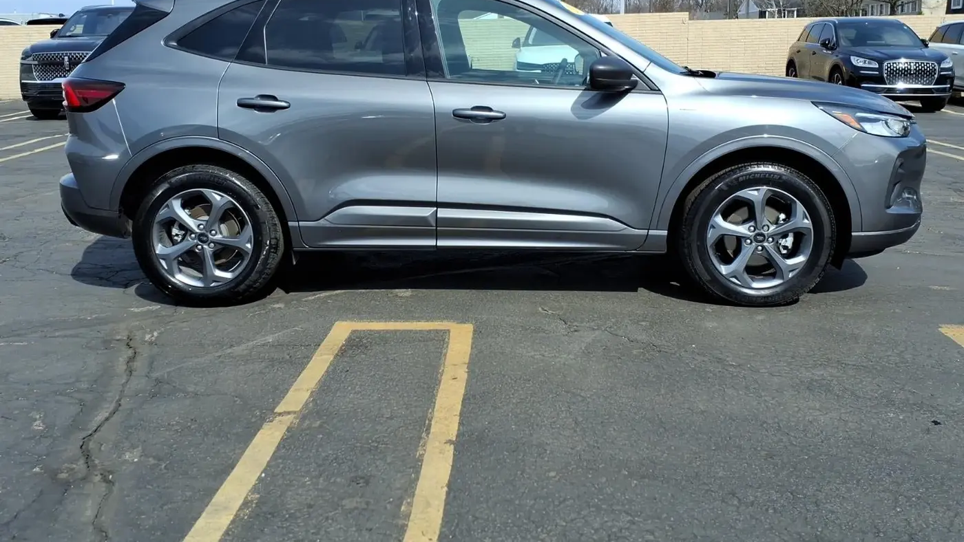 2024 Ford Escape ST-Line