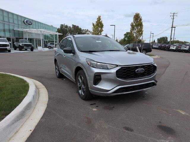 2024 Ford Escape - $18,804