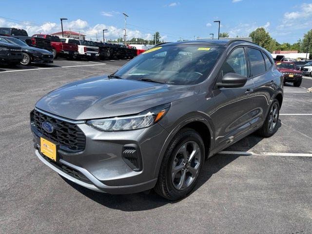 2024 Ford Escape - $26,995