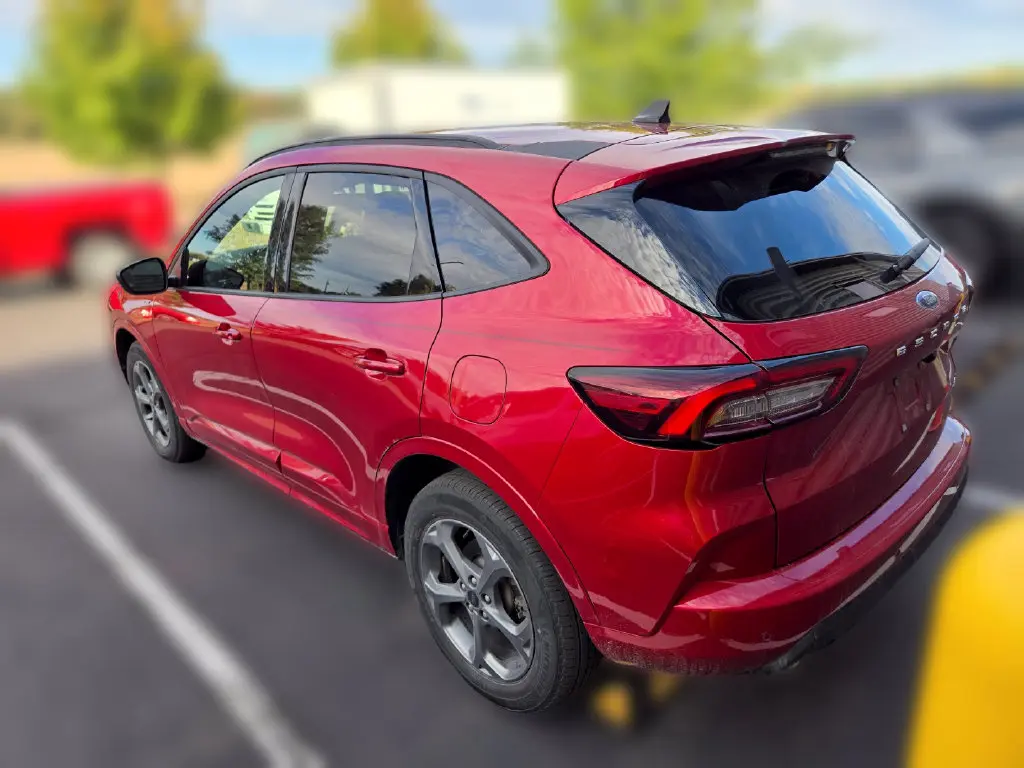 2024 Ford Escape - $25,249