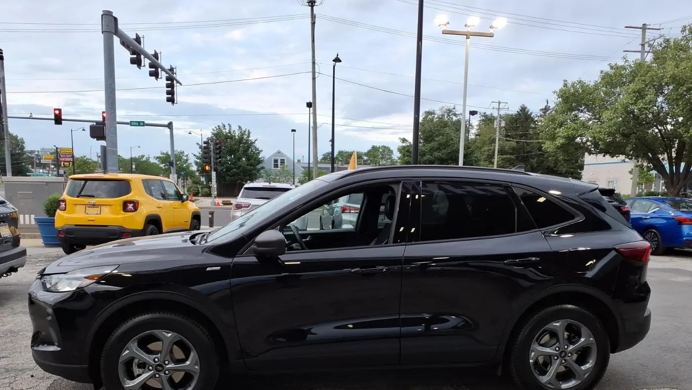 2025 Ford Escape ST-Line