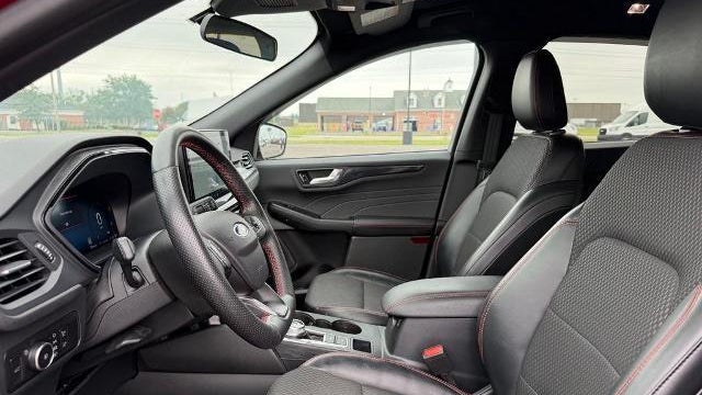 2023 Ford Escape ST-Line Select