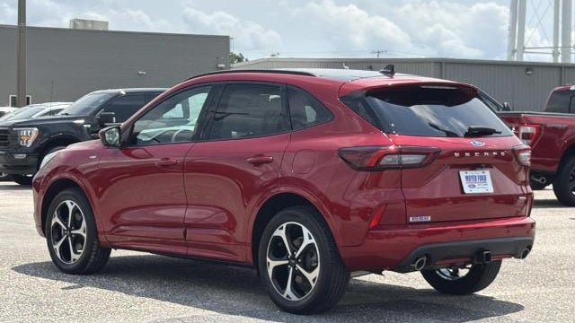 2023 Ford Escape ST-Line Select