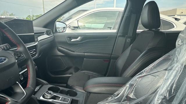 2024 Ford Escape ST-Line Select