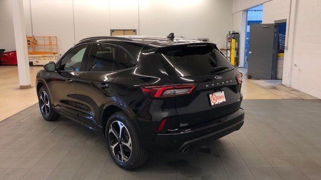 2024 Ford Escape ST-Line Select