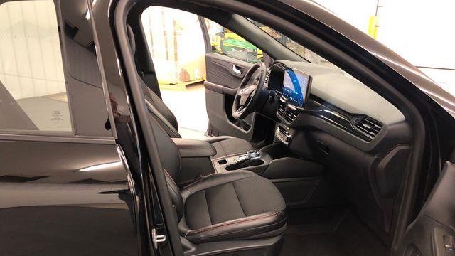 2024 Ford Escape ST-Line Select