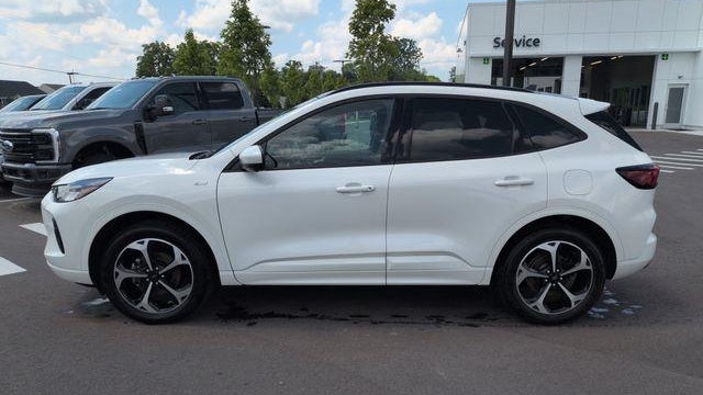 2024 Ford Escape ST-Line Select