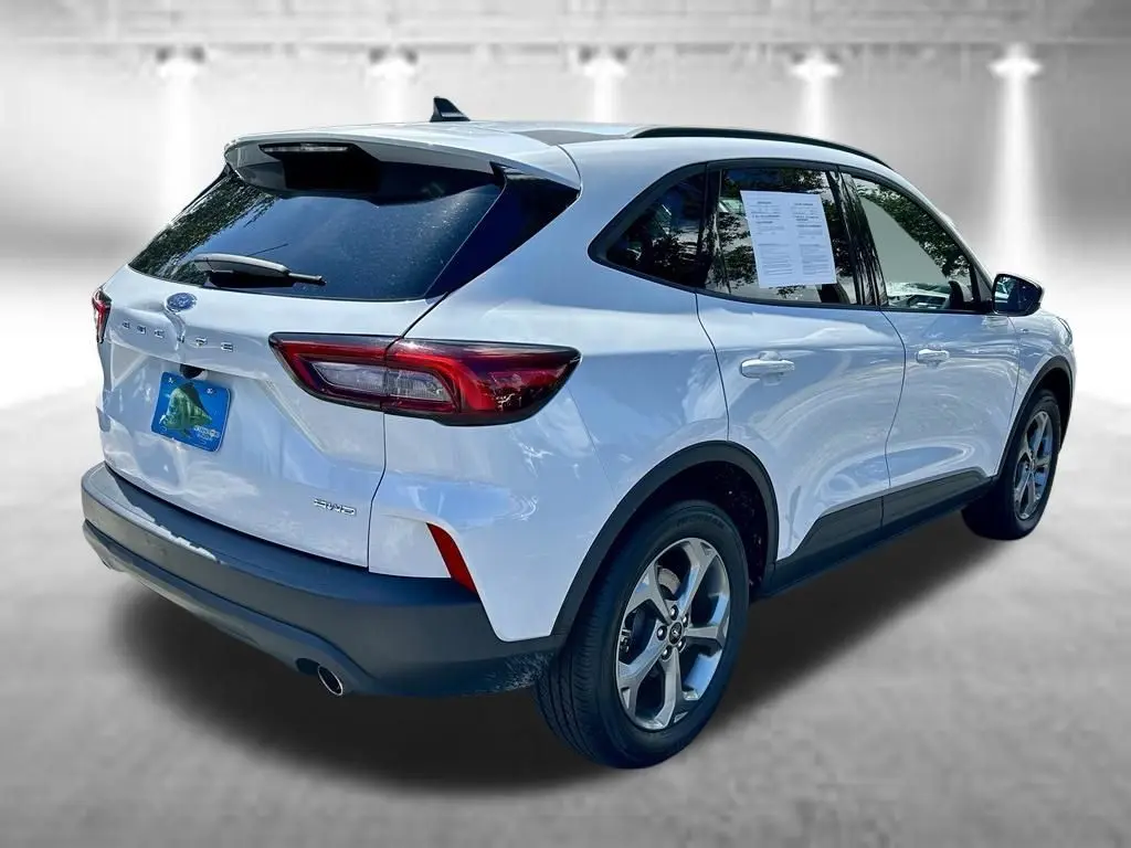 2025 Ford Escape - $19,497