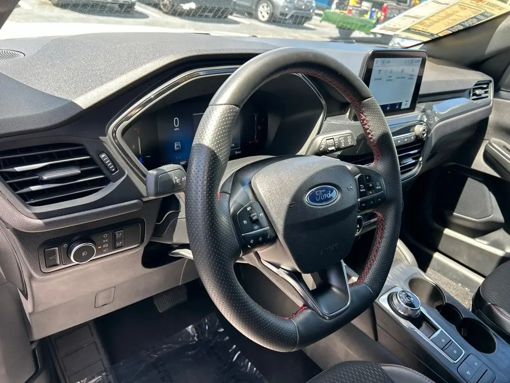 2025 Ford Escape - $19,497