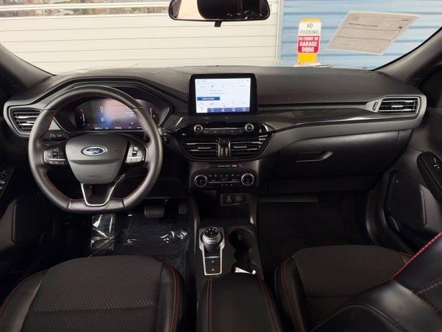 2025 Ford Escape - $24,900