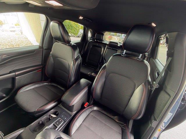2025 Ford Escape - $24,900