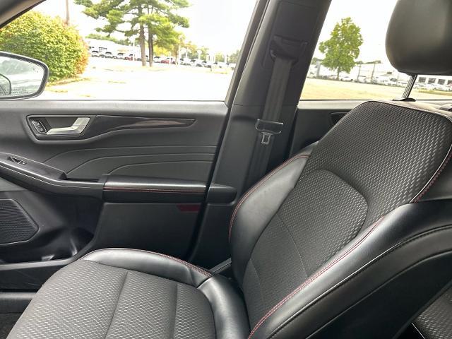 2025 Ford Escape - $22,500