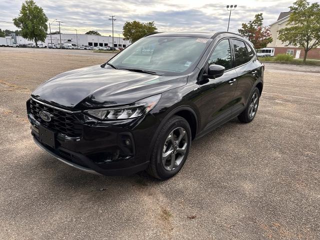 2025 Ford Escape - $22,500