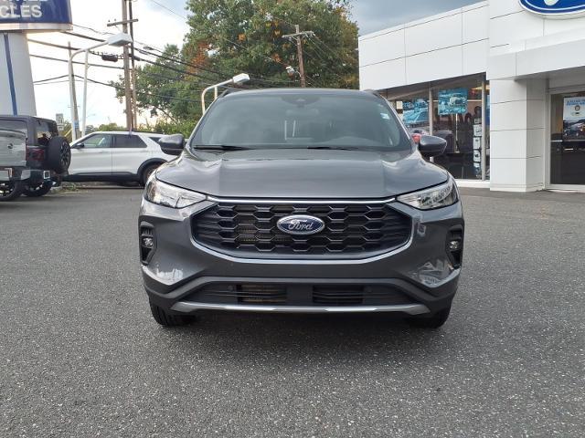 2025 Ford Escape - $25,995