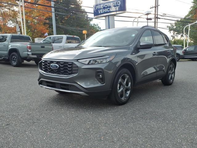 2025 Ford Escape - $25,995