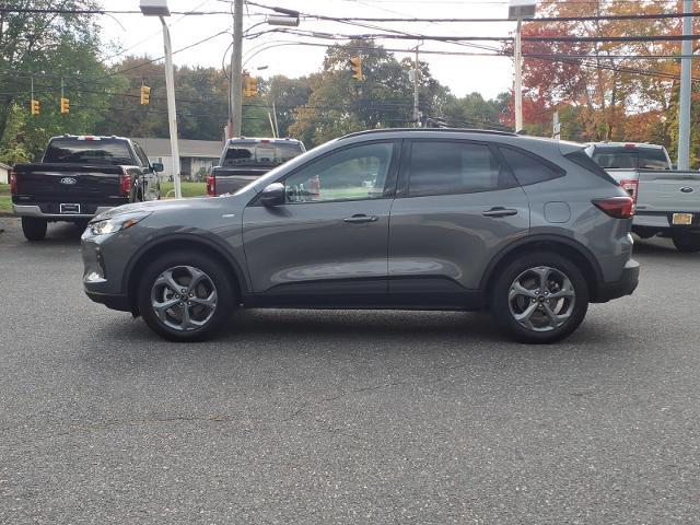 2025 Ford Escape - $25,995