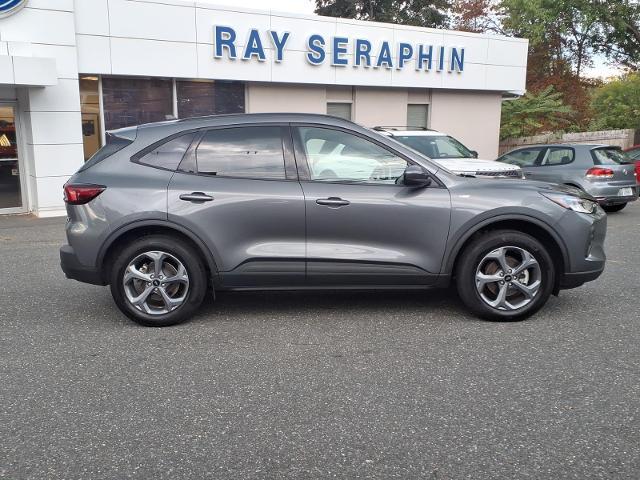 2025 Ford Escape - $25,995
