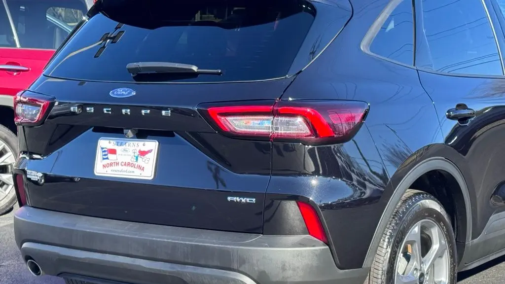 2025 Ford Escape ST-Line Select