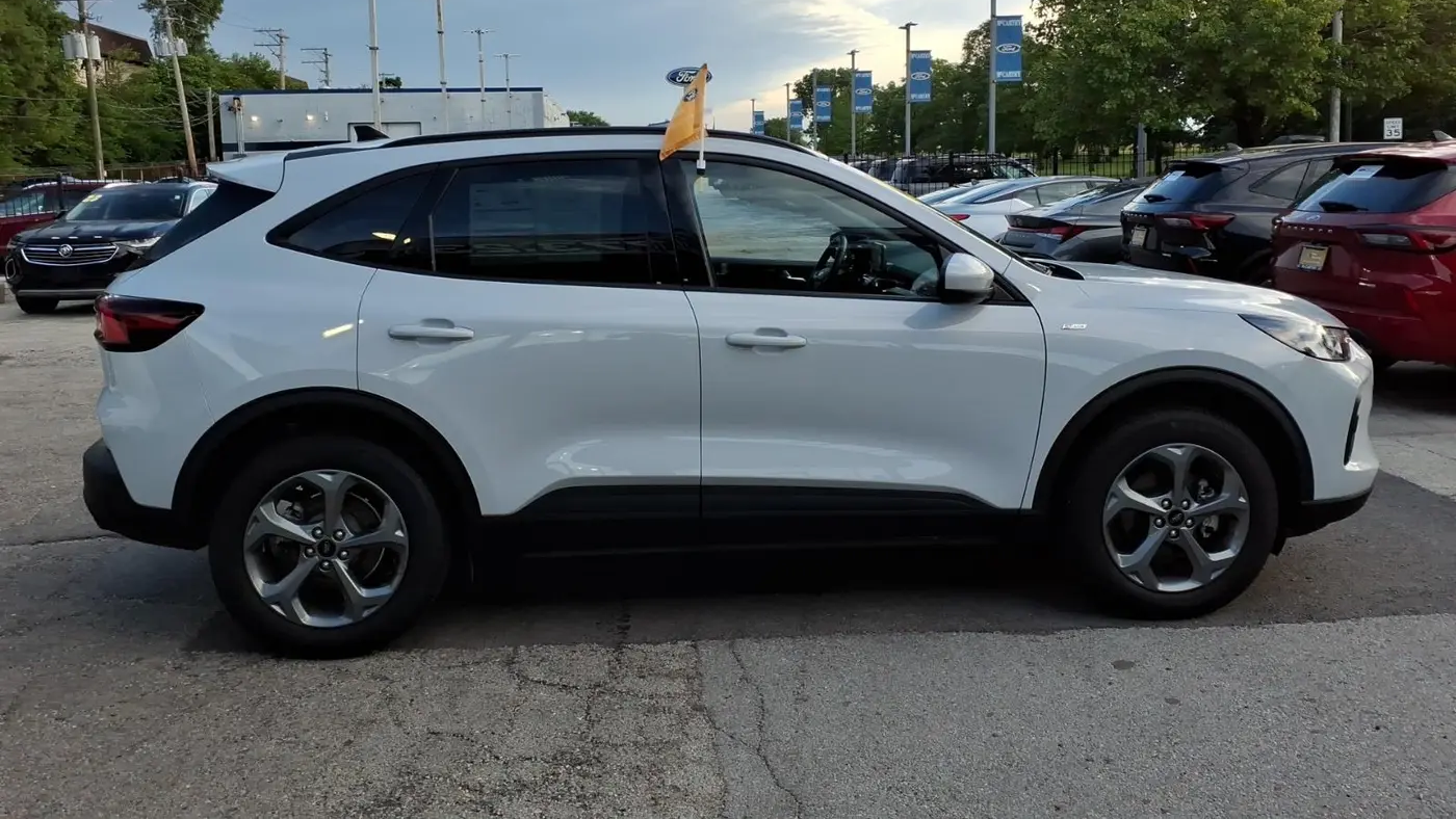 2025 Ford Escape ST-Line Select