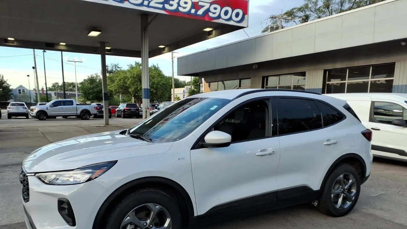 2025 Ford Escape ST-Line Select