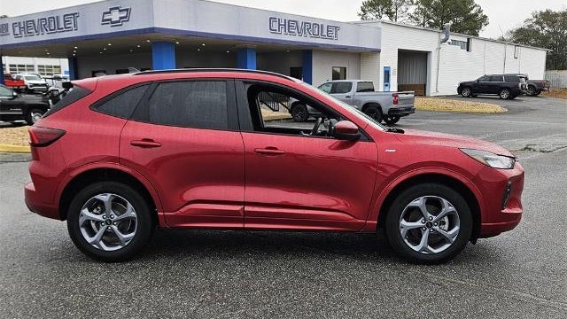 2023 Ford Escape ST-Line Select