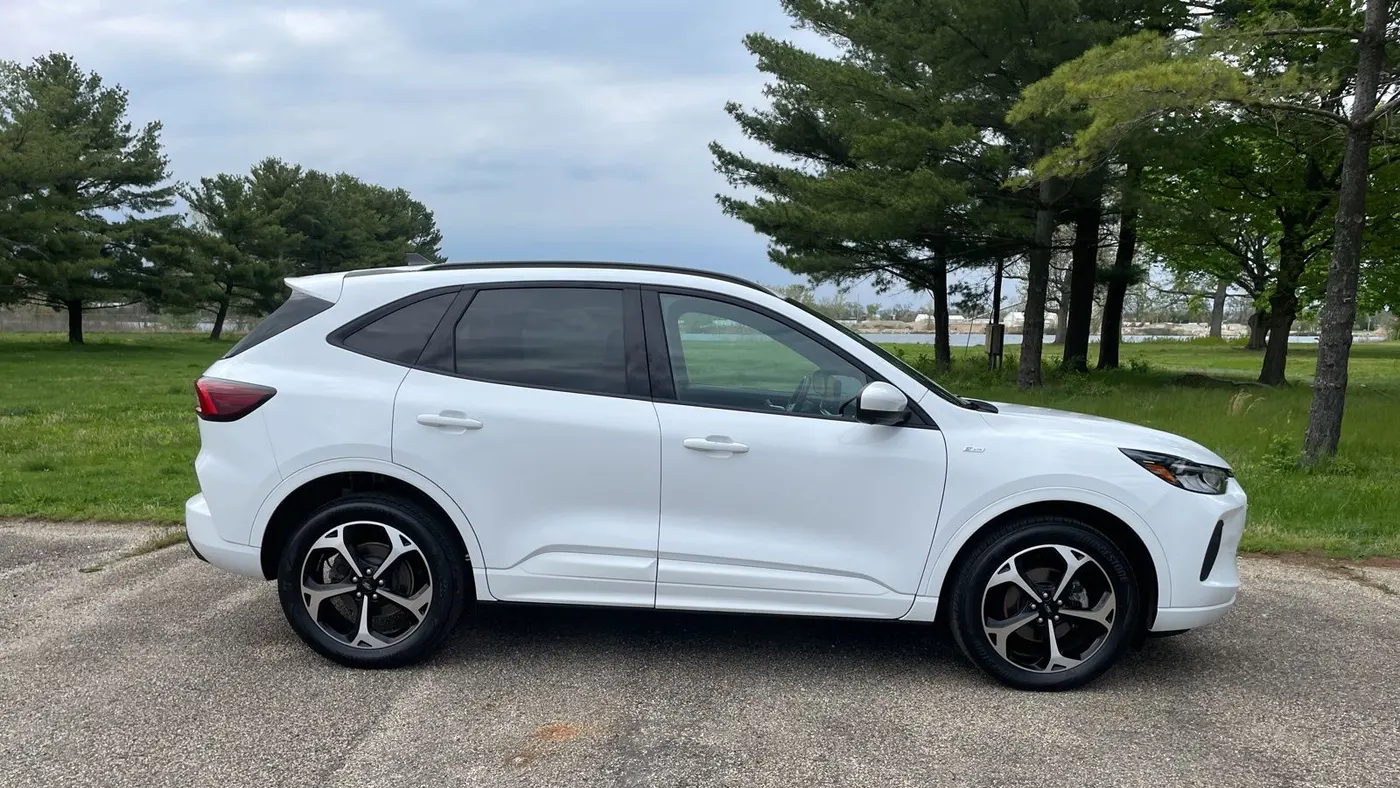 2023 Ford Escape ST-Line Select