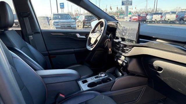 2023 Ford Escape ST-Line Select