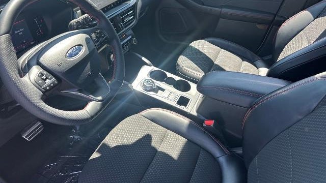 2024 Ford Escape ST-Line Select