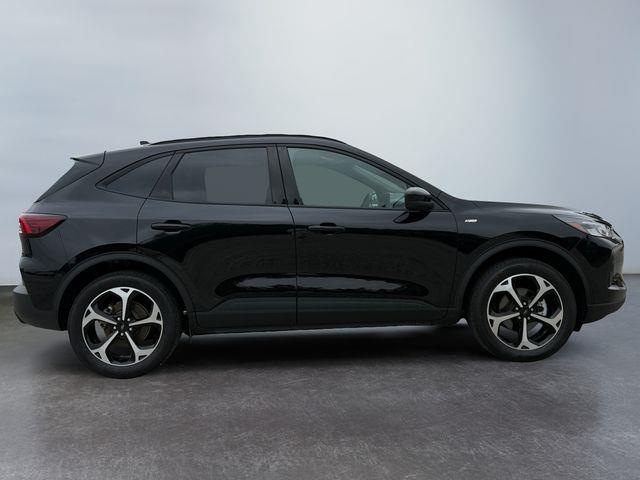 2025 Ford Escape - $27,015