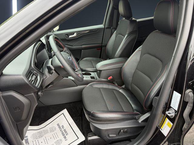 2025 Ford Escape - $27,015
