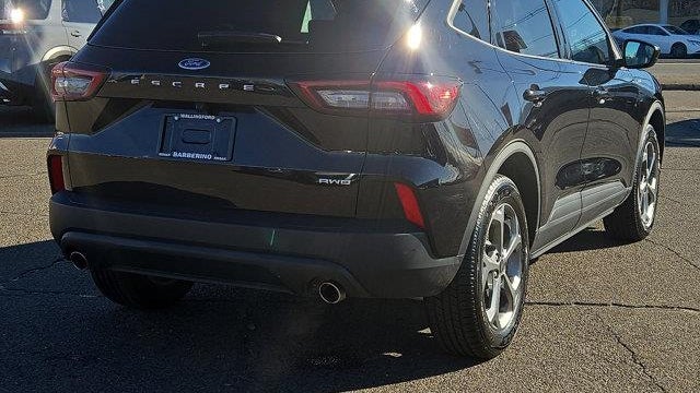 2025 Ford Escape ST-Line Select
